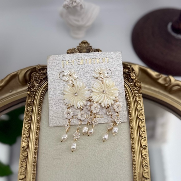 Persimmon Etched Shell Floral Drop Earrings - Picture 8 of 10